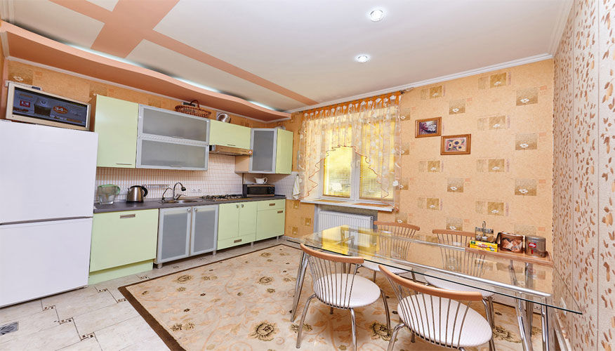 Family Suite Apartment este un apartament de 3 camere de inchiriat in Chisinau, Moldova